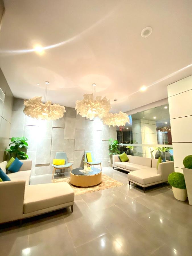 Condotel Aeon Towers Davao 20Mbps Wifi Exterior photo